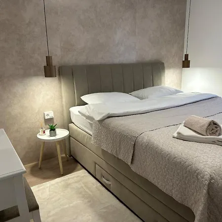 Novi Apartman *