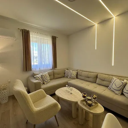 Novi Apartman *